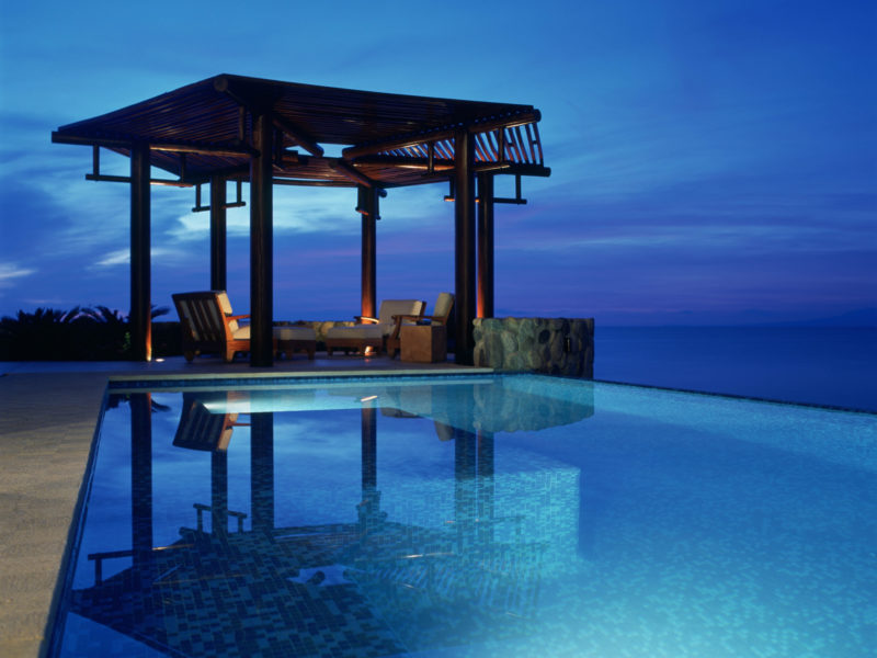 Outdoor Lounge Area, WAVES